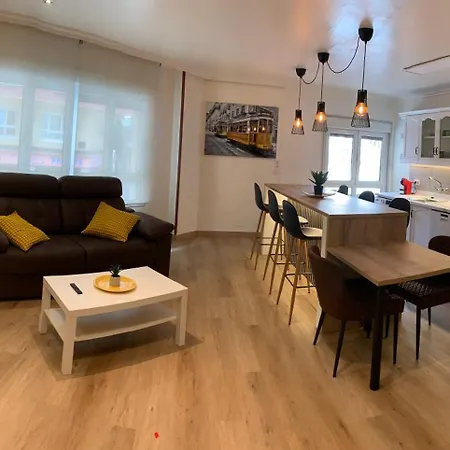 Apartamento Vetusta Oviedo Exterior photo